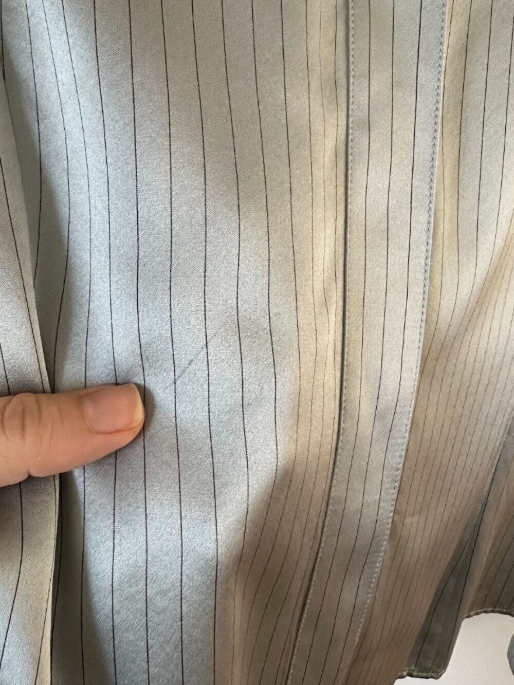 Lafayette 148 New York Vintage Slate Blue 100% Silk  Button Down Blouse Size 6 - Picture 6 of 9